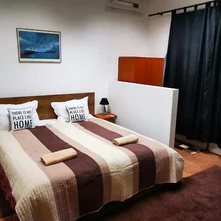 Opus One - Private Parking ドゥブロブニク