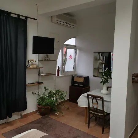 Opus One - Private Parking